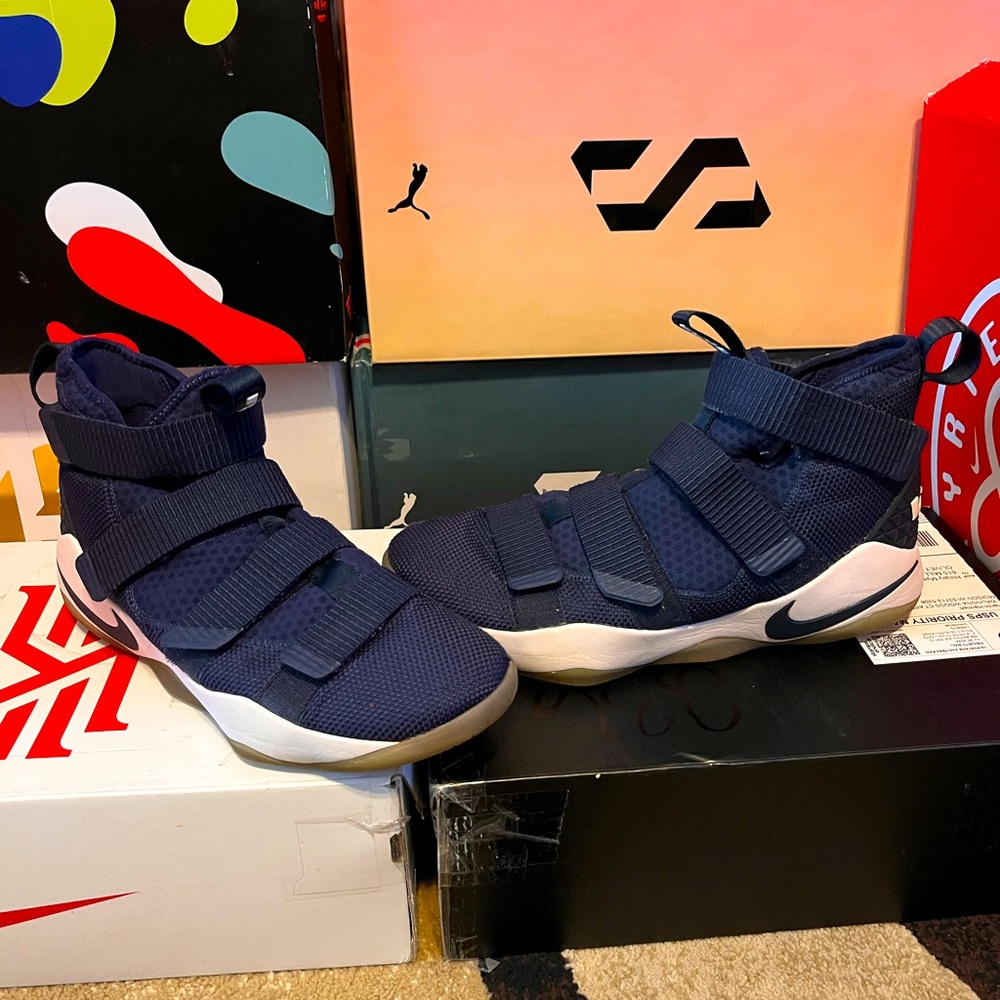 Nike Lebron Soldier 11 “TEAM BLUE” Men’s Size 11